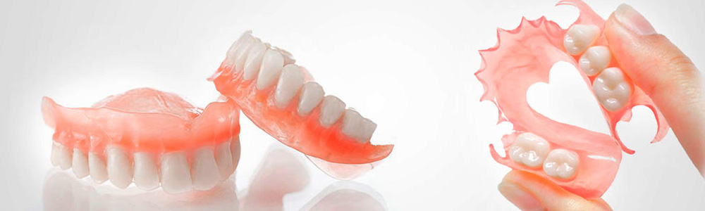 Зубные протезы из нейлона - фото